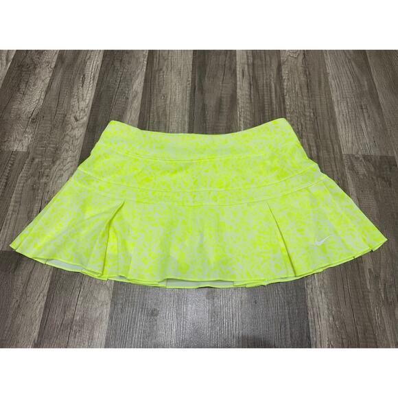 Nike Dri-FIT Victory Pleated Skort – Bright Yellow & White (Size Small) - Picture 2 of 8